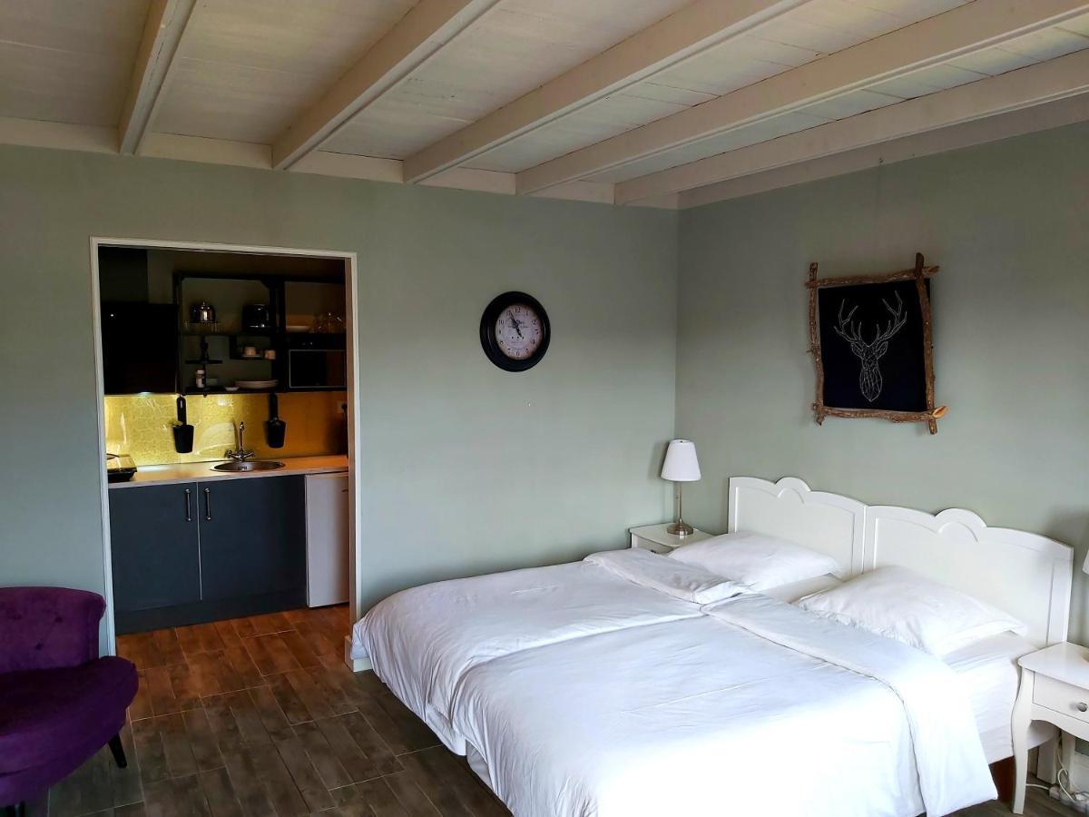 Bonbon Chambre D'Hotes Saint-Julien-de-Lampon Exterior foto